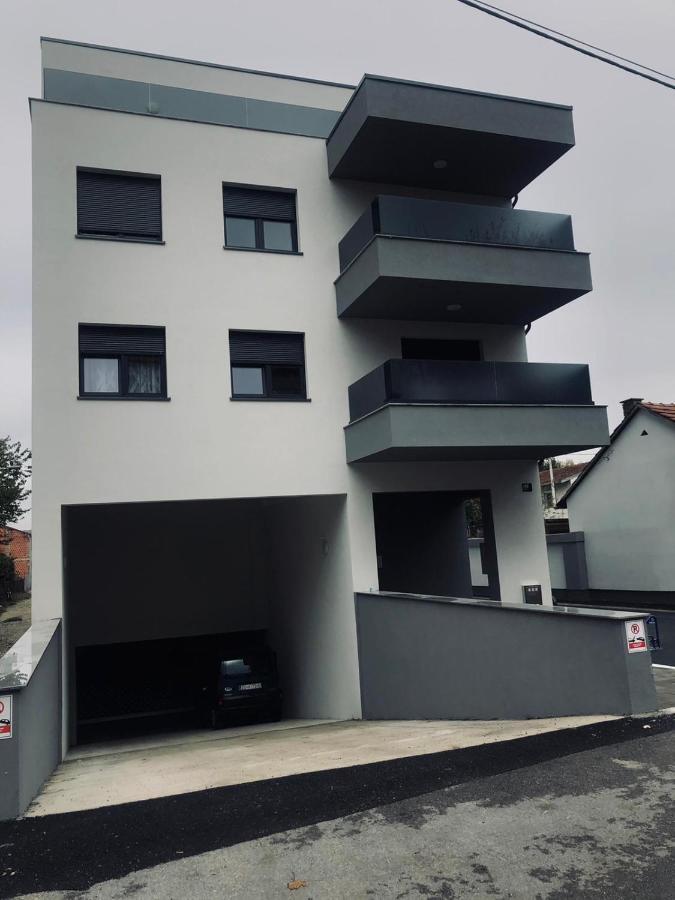 Jacuzzi Apartment Code 96 Záhřeb Exteriér fotografie